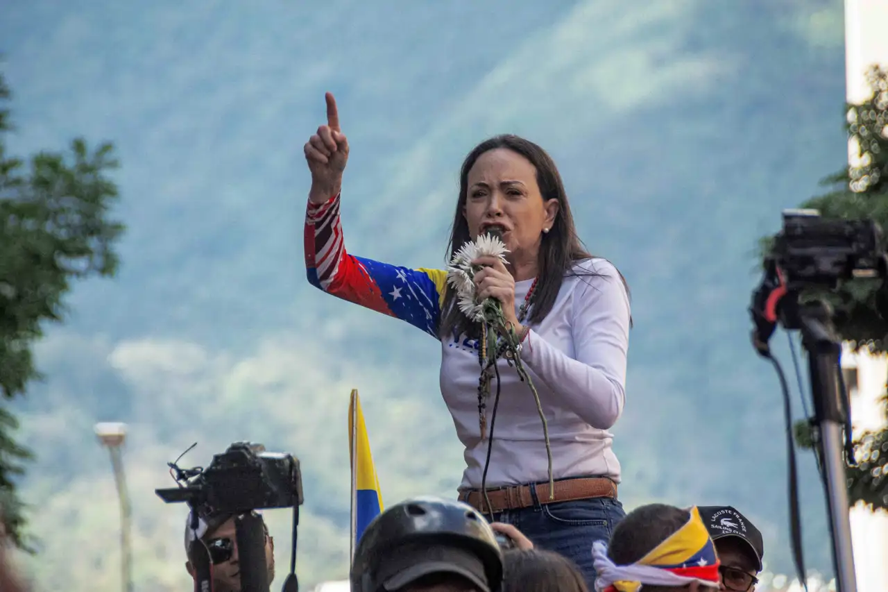 maria-corina-machado-opositora-venezolana_525354a6_251010110542_1280x853