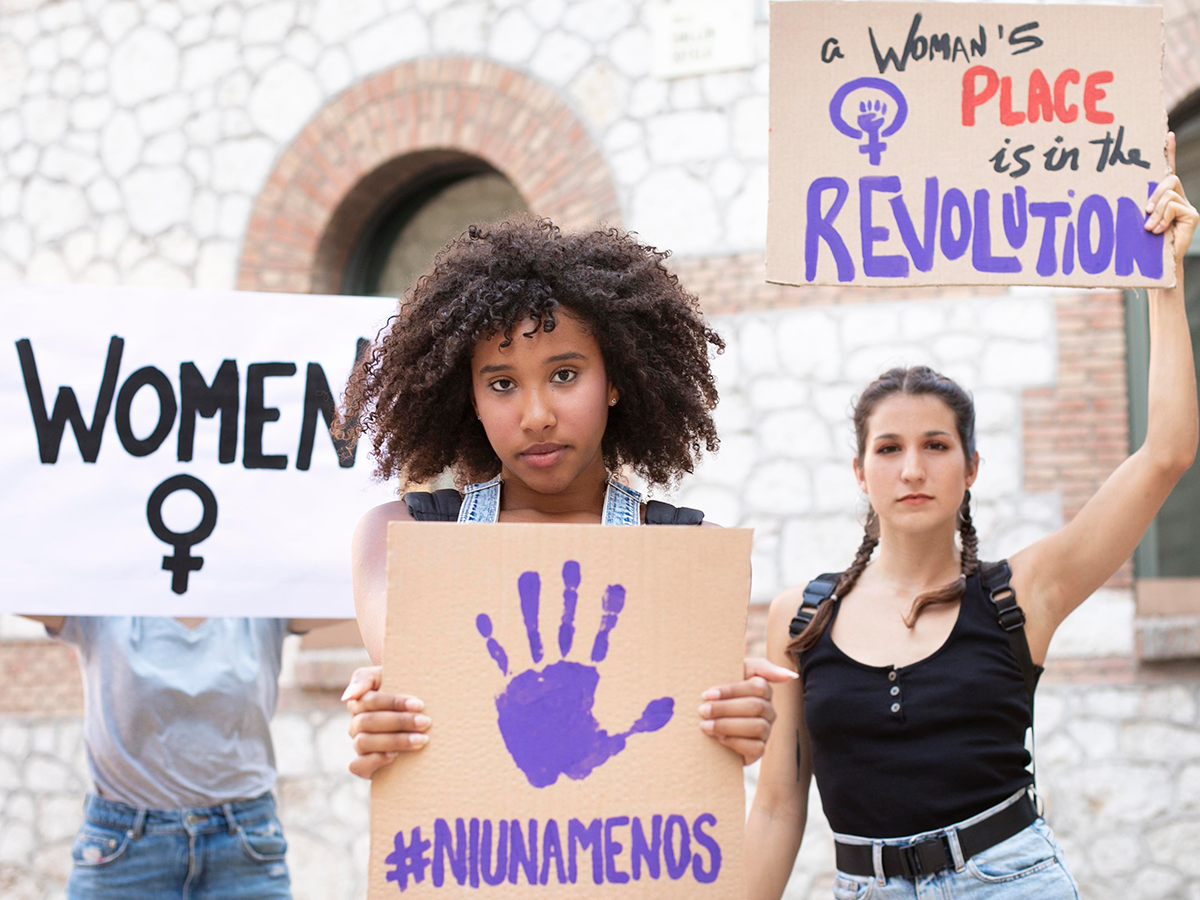 women-protesting-together-their-rights